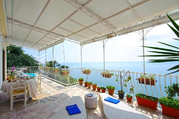 Positano villas for rent Villa Penelope, apartments vacation rentals Positano: Villa Penelope holiday in Amalfi Coast