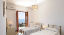 twin bedroom