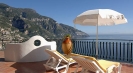 Italian villas for rent by the sea