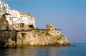 Le scogliere di Amalfi