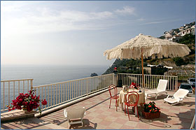 amalfi coast: villa for rent in praiano