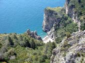Spiaggetta sulla Costiera Amalfitana