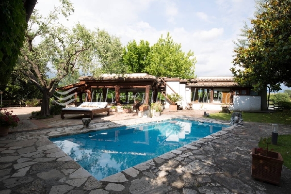 Rome villas for rent Villa Tiber, apartments vacation rentals Rome: Villa Tiber holiday in Rome