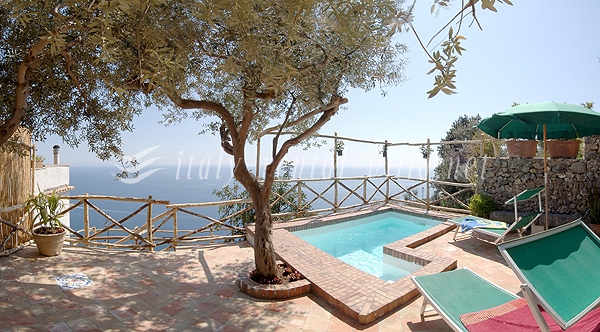 Praiano villas for rent Villa la Tranquillita', apartments vacation rentals Praiano: Villa la Tranquillita' holiday in Amalfi Coast